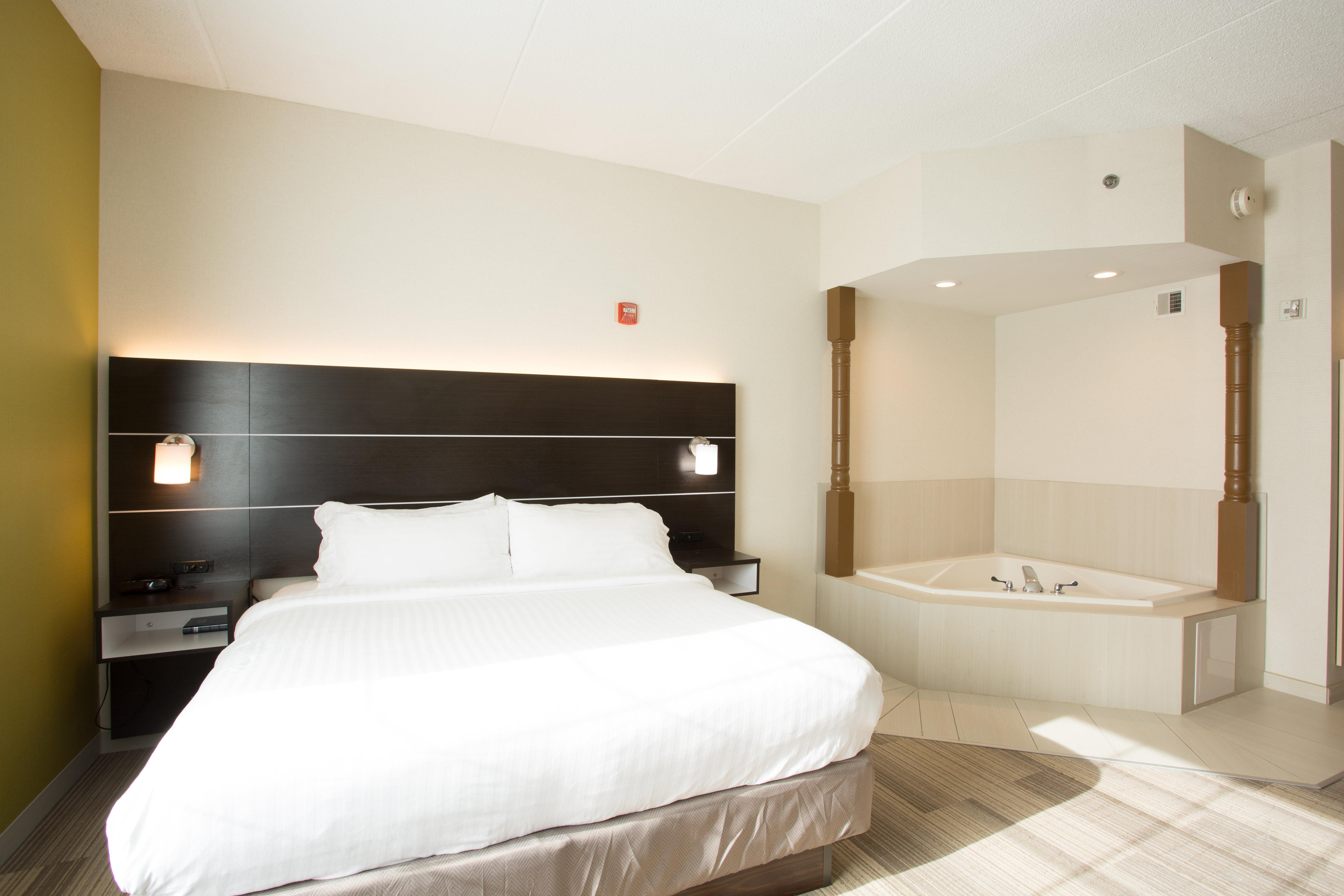 Holiday Inn Express Hotel & Suites Reading By Ihg Exterior foto